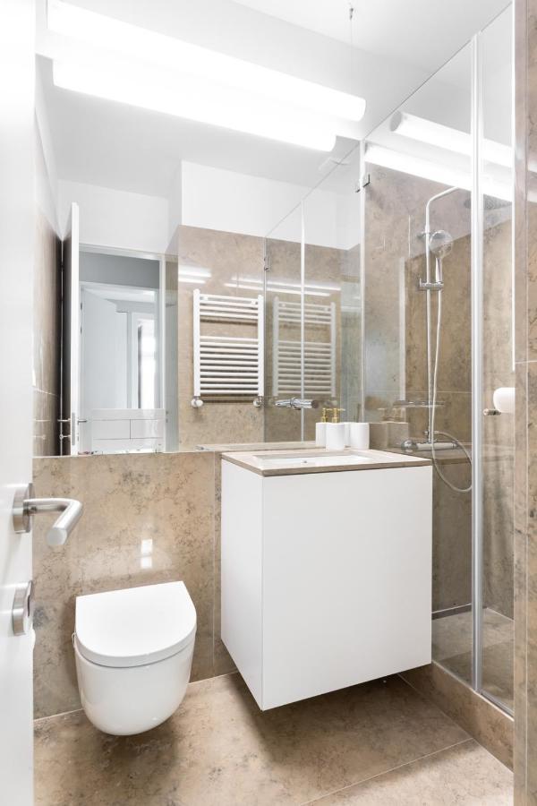 Joivy Marvelous 3-Bed Home With Astonishing View And Terrace, Nearby St George Castle Lizbona Zewnętrze zdjęcie