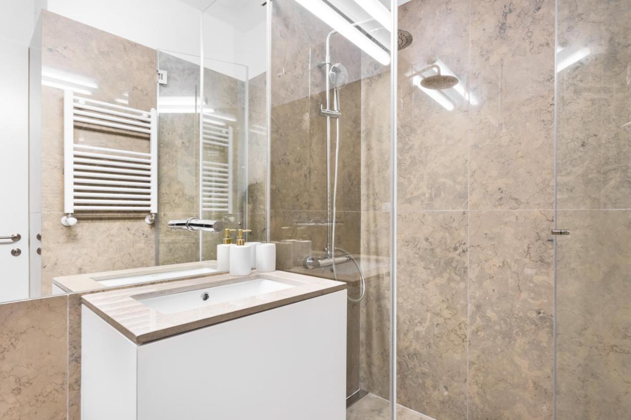 Joivy Marvelous 3-Bed Home With Astonishing View And Terrace, Nearby St George Castle Lizbona Zewnętrze zdjęcie